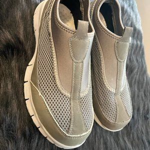 World Wide Sportsman Aquamesh 3 Water Shoes for Men - Gray - 8M